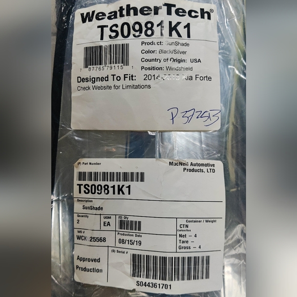 WeatherTech Sunshade - Picture 4 of 6